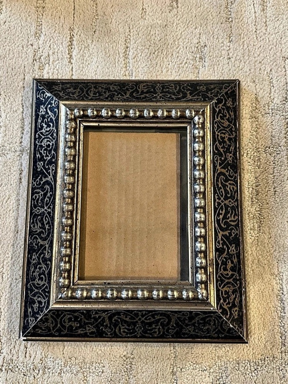 Ornate Floral Picture Frame in Black & Gold Decorative